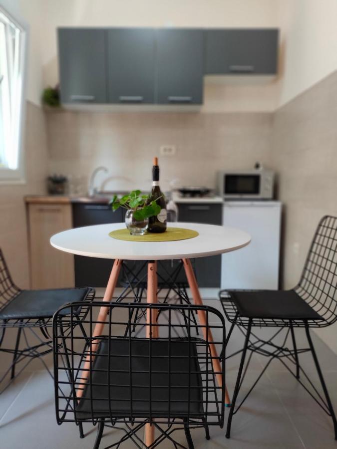 Studio Apartman Rea Kotor Buitenkant foto