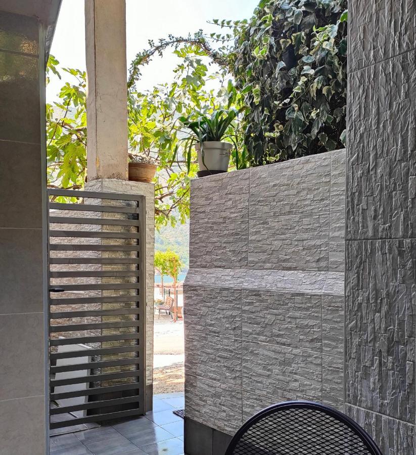 Studio Apartman Rea Kotor Buitenkant foto